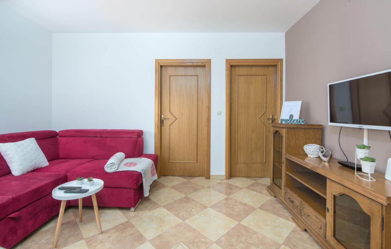 Apartmani Lorena ポレッチ エクステリア 写真