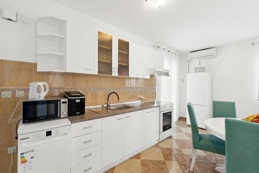 Apartmani Lorena ポレッチ エクステリア 写真