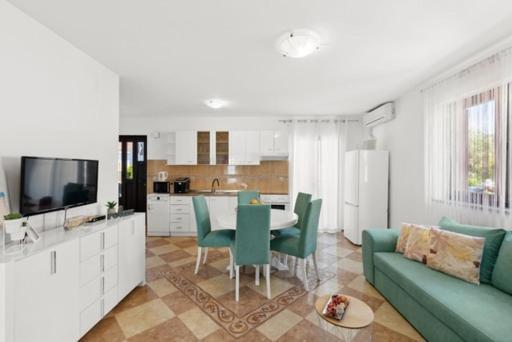Apartmani Lorena ポレッチ エクステリア 写真